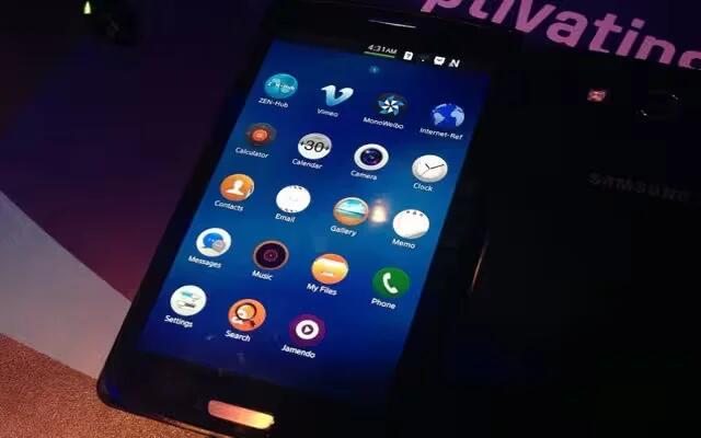 Samsung Reveals Tizen SmartPhone At MWC 2014