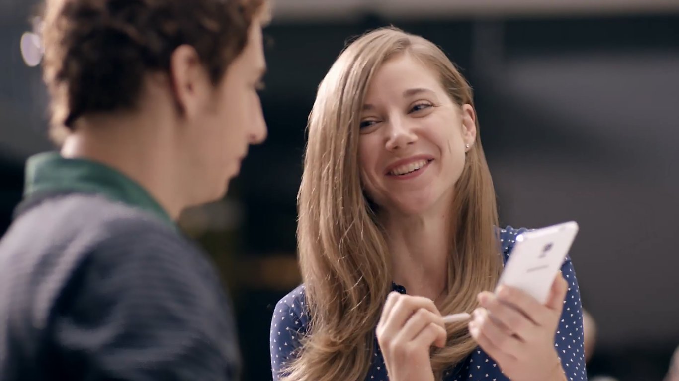 Samsung Galaxy Note 4 New Ads Focus On Camera And S Pen