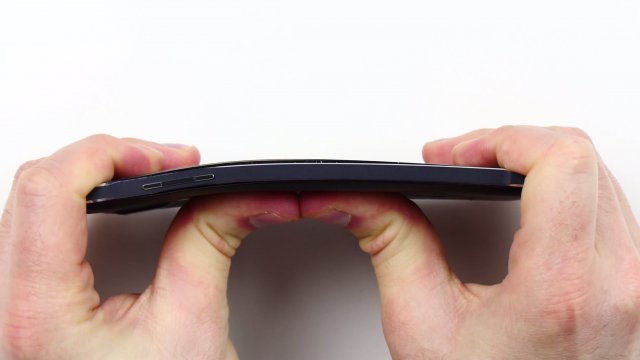 Samsung Galaxy Note 4 Fails Bend Test, Bendgate Continues