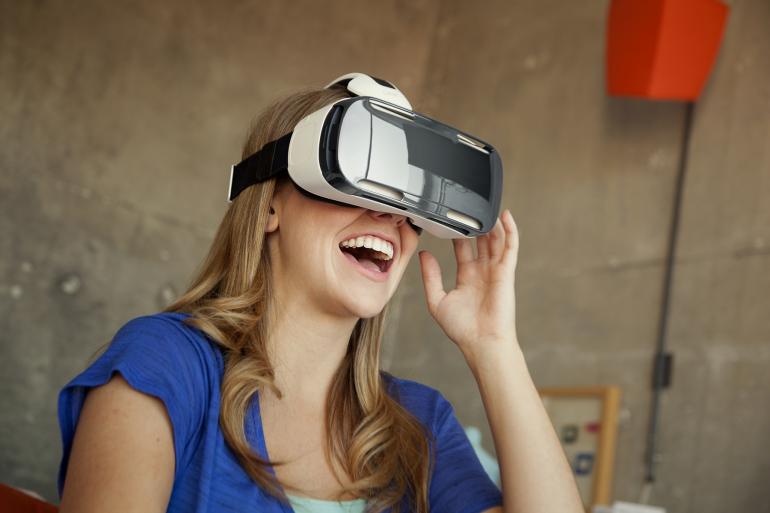 Samsung's Gear VR Innovator Edition In US On Dec For $199