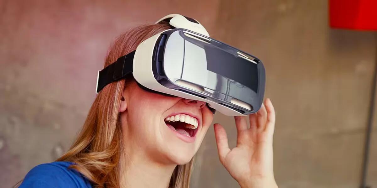 Watch Samsung Gear VR Powered By Galaxy Note 4