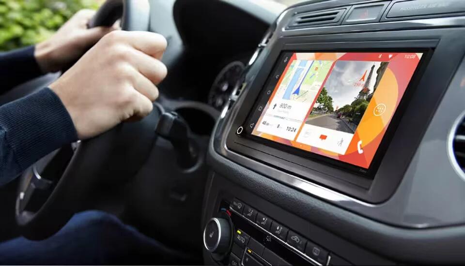 Parrot's New Android Powered Dashboard Also Does Apple CarPlay