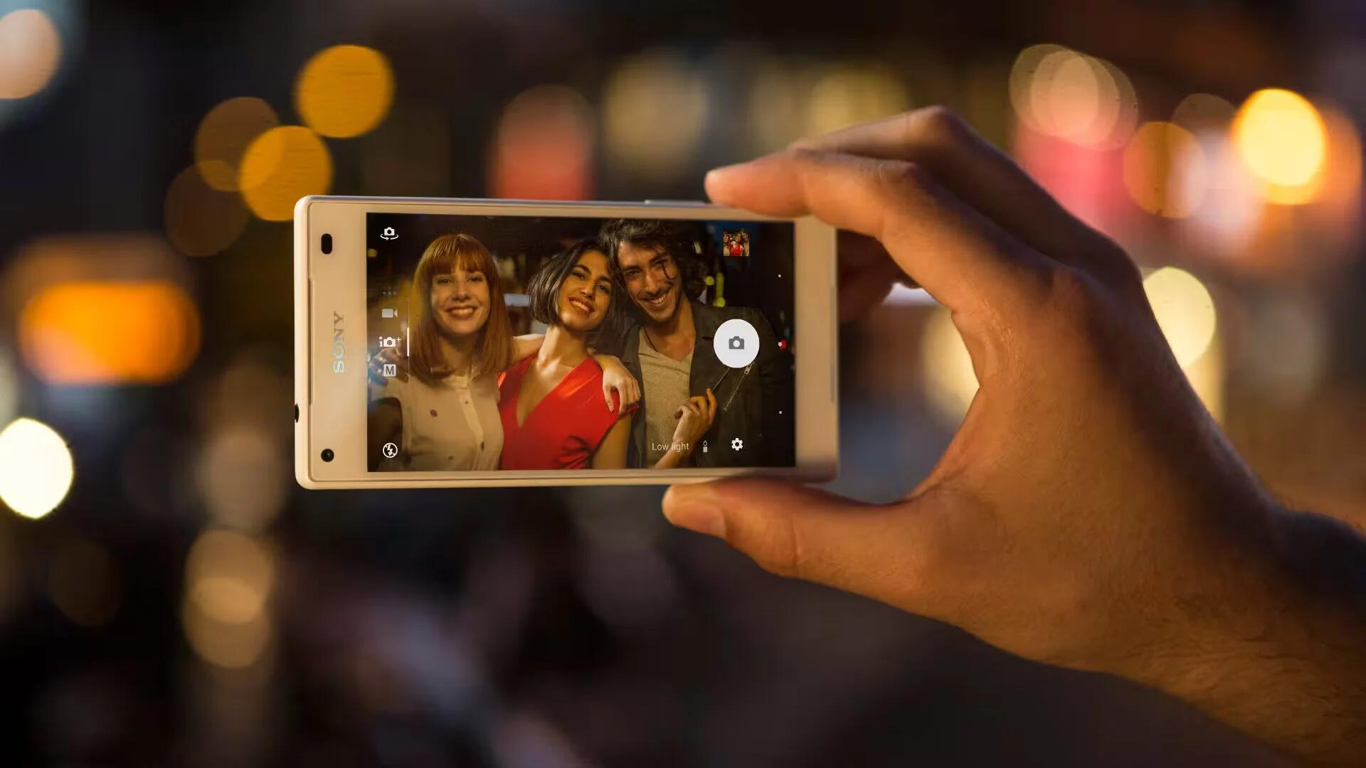 Sony Xperia Z5 Compact - White Color