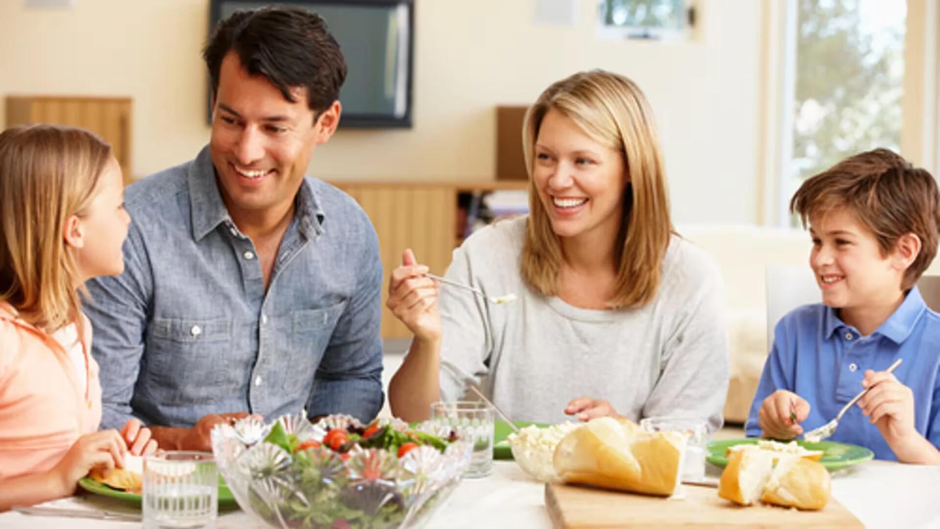 Family Dinner Infront Of TV