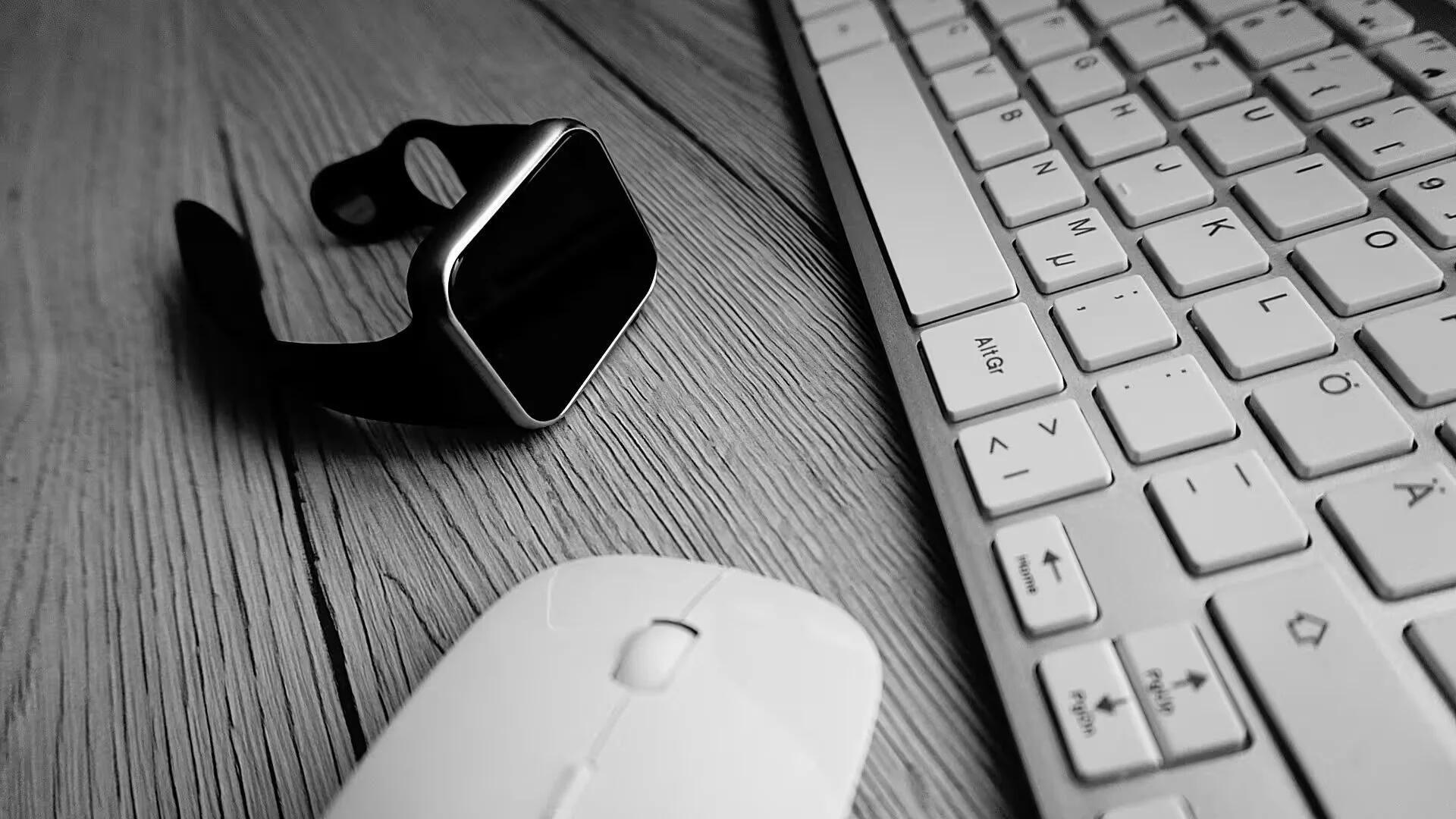 4 Ways Wearables Will Change And Evolve In 2017