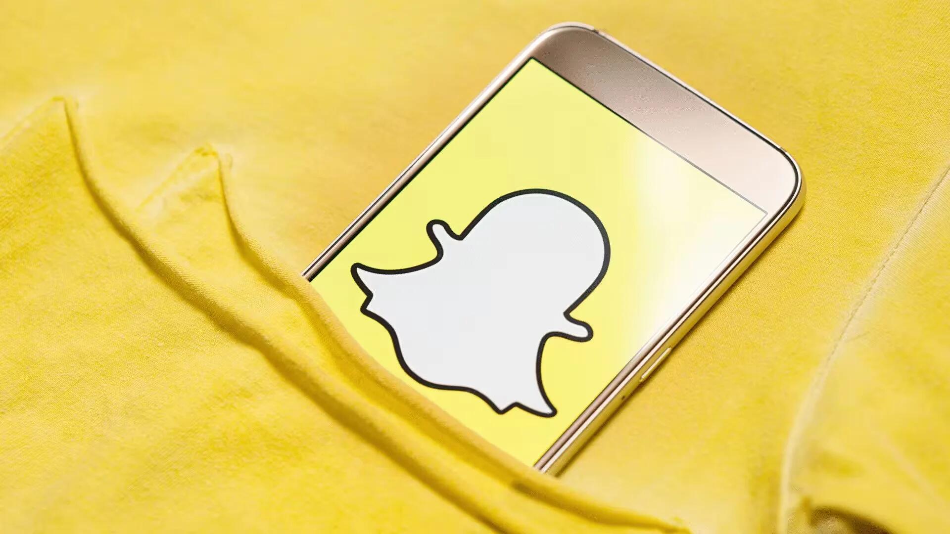 Snapchat redesign causes uproar as users petition to revert to the old design