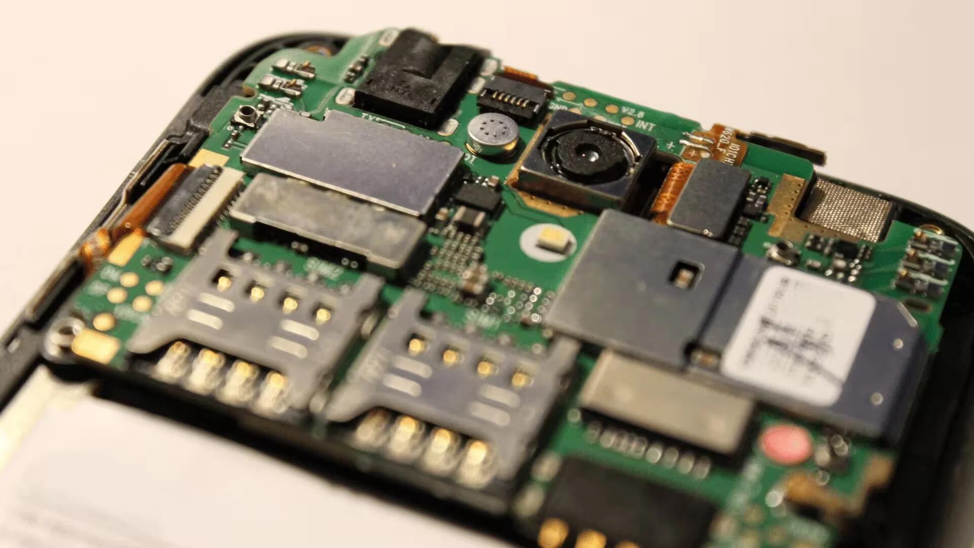 Apple is developing a custom cellular modem for iPhones