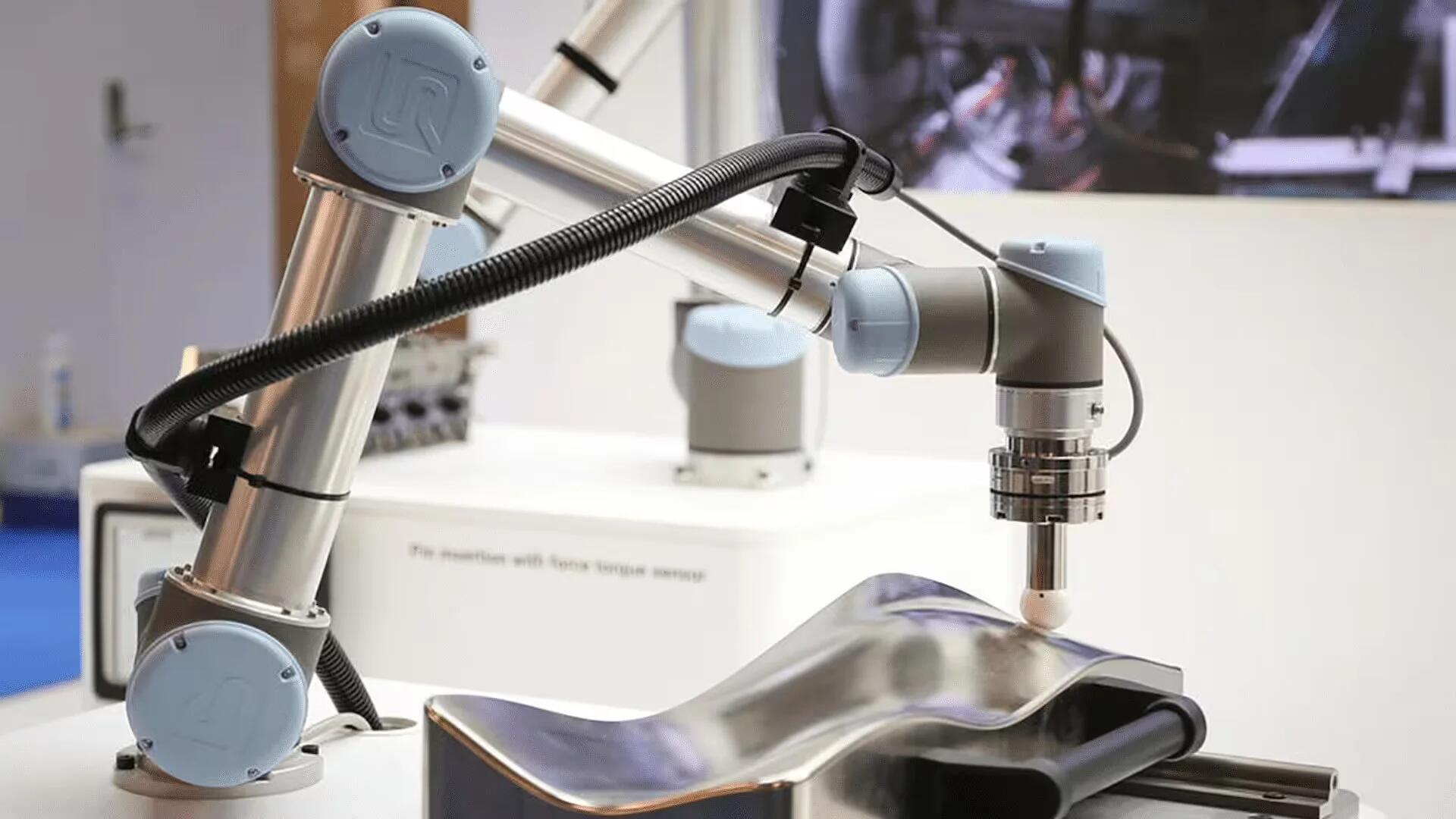 Universal Robots