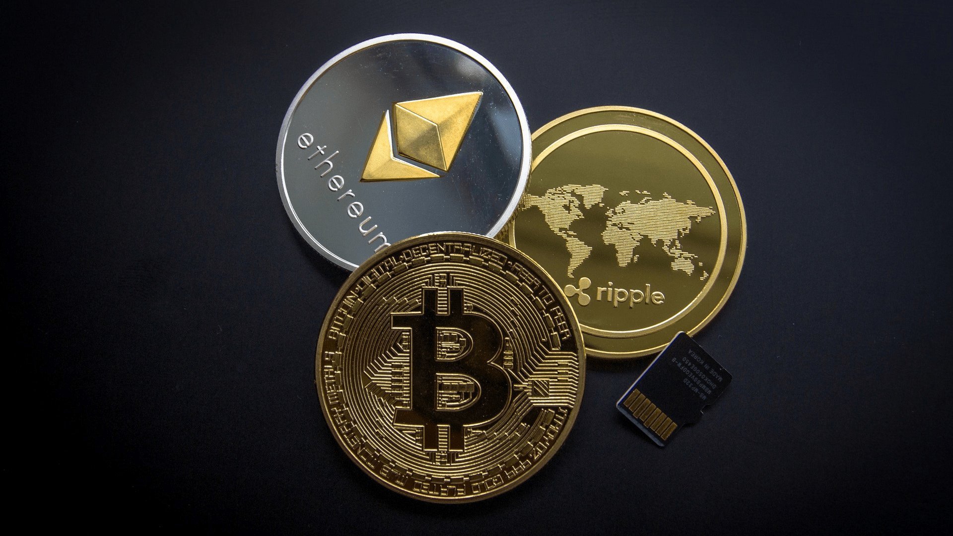 Various Cryptocurrencies / Photo by Worldspectrum from Pexels