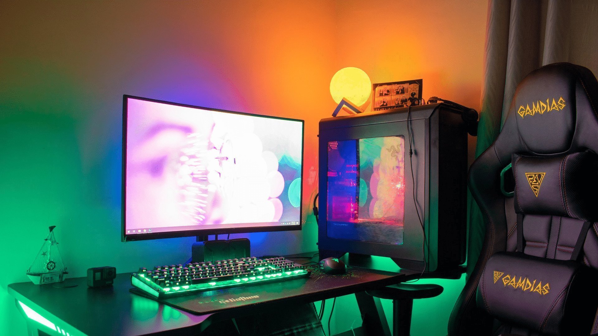 Gaming PC / Photo by John Petalcurin from Pexels