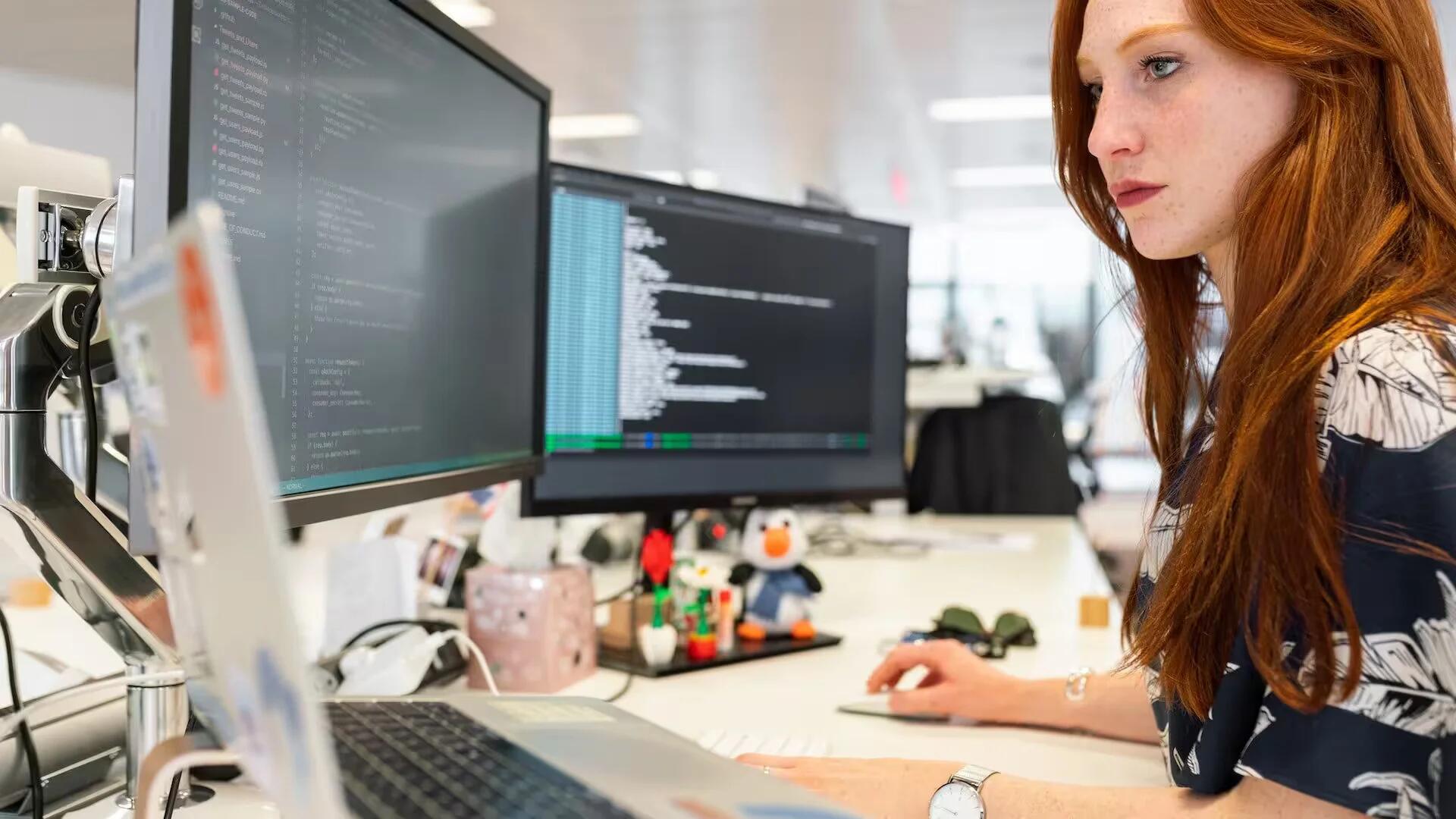 5 Languages that a Full Stack Developer Should Know in 2022