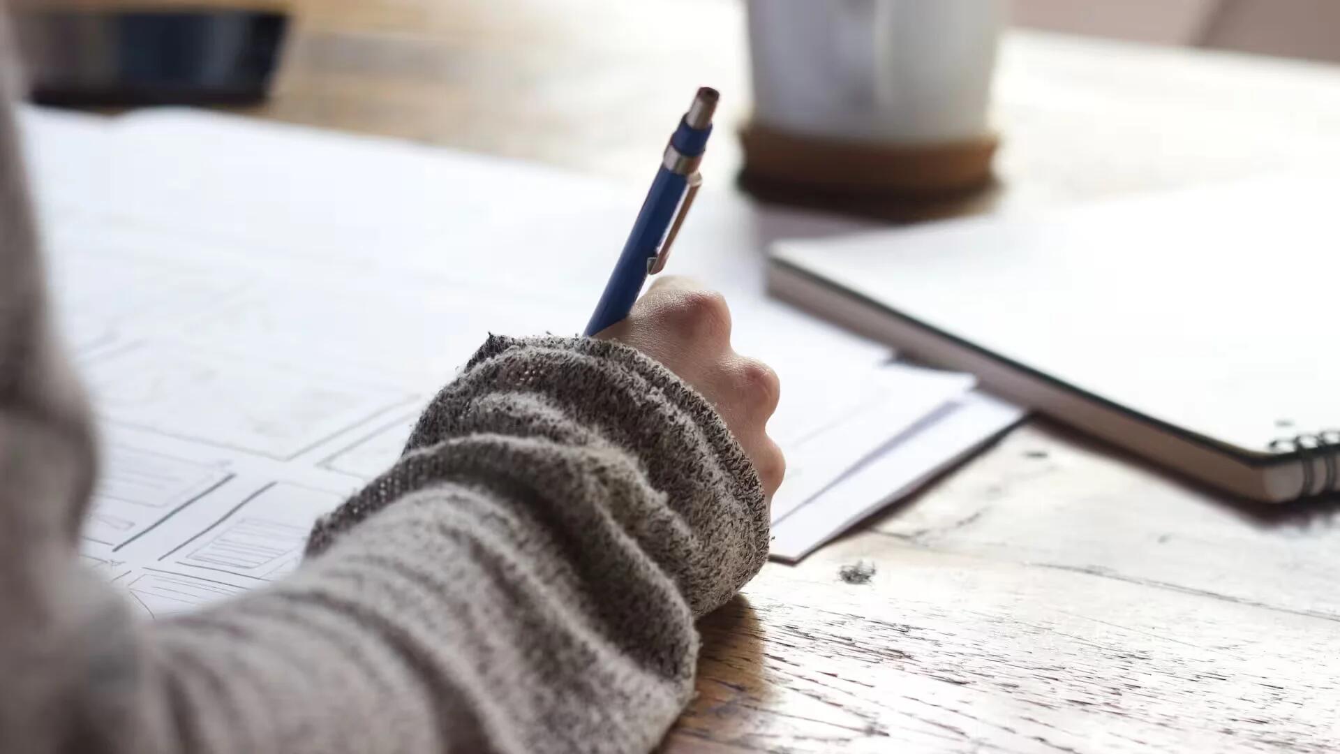 5 Common Mistakes to Avoid When Writing Essays for College Applications