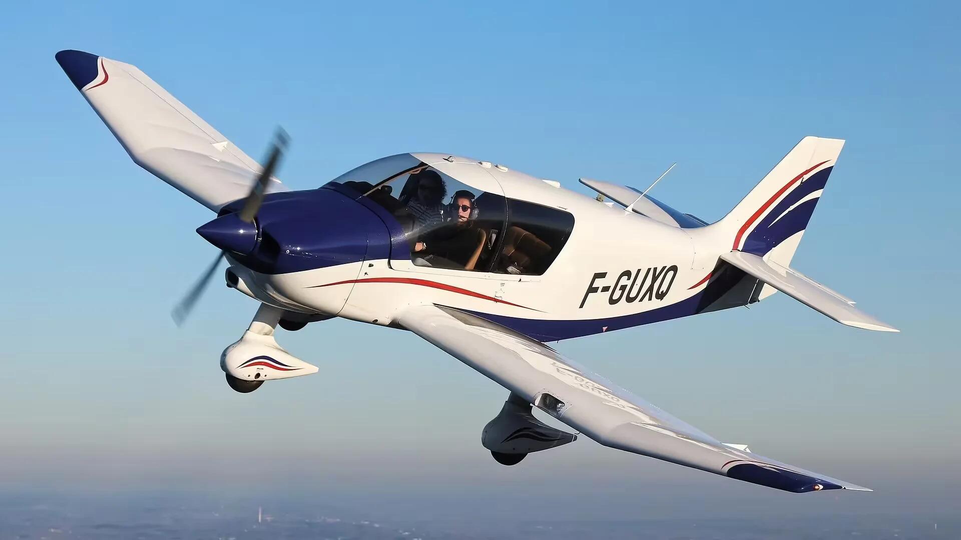 What Advantages Do Online Aircraft Pilot Training Courses Offer?
